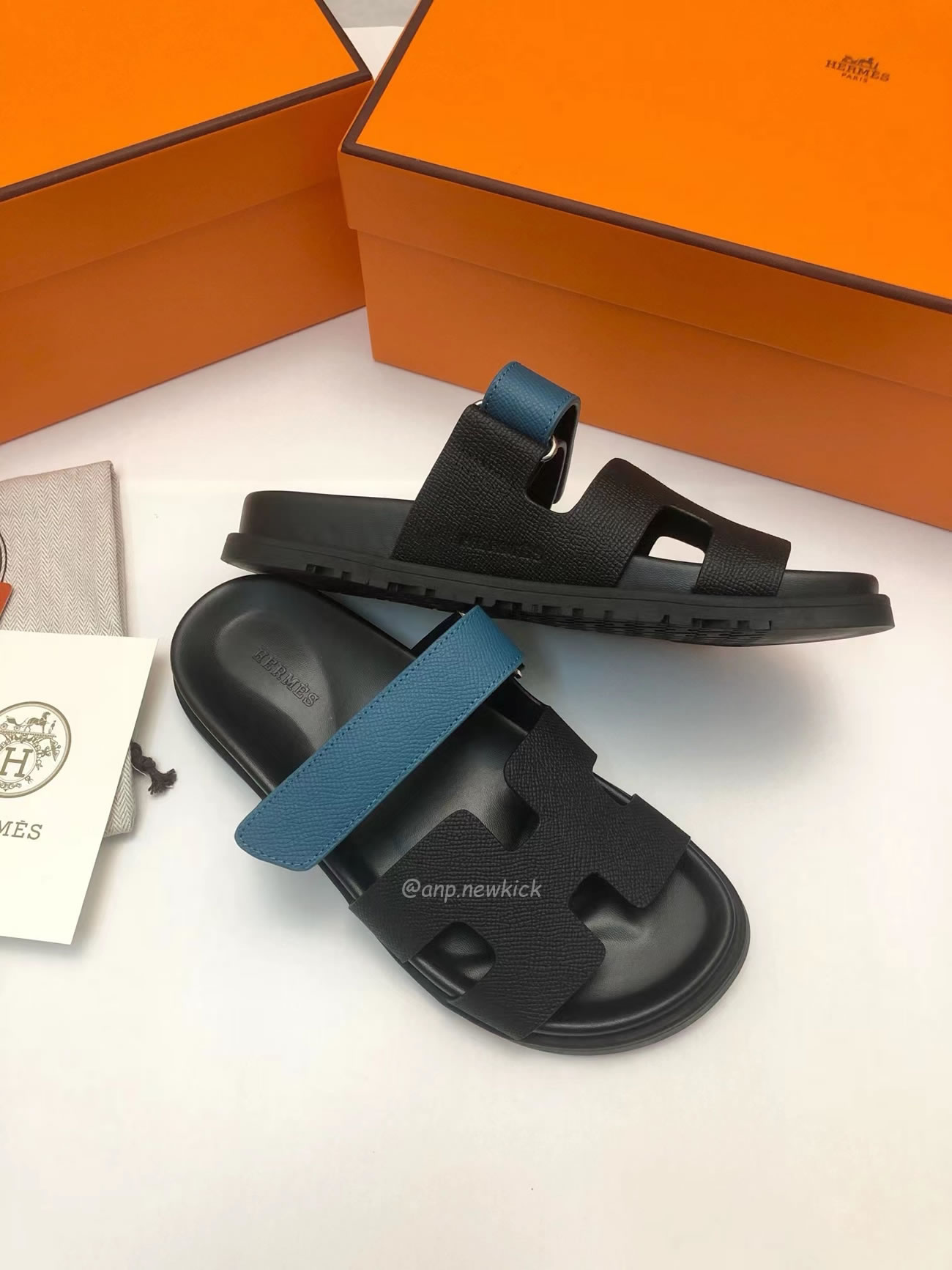 Hermes Chypre Sandal Noir Bleu Celeste (5) - www.newkick.vip